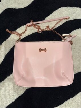NWOT- Ted Baker Pale Pink with Rose Gold Chain Crossbody Bag